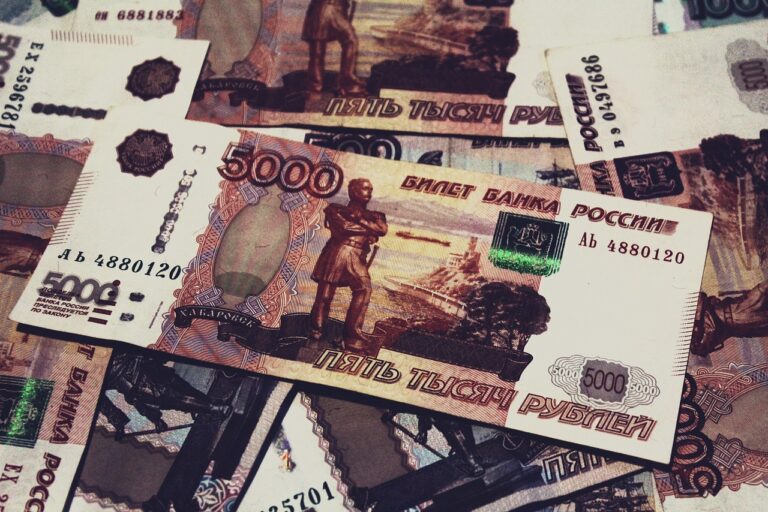 韓ドラを月1000円以下で楽しむ方法は？